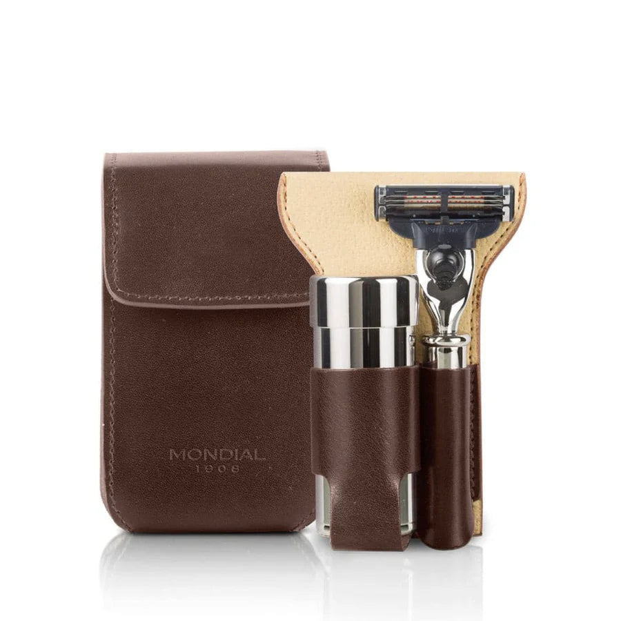 Set da viaggio con pennello da barba e rasoio