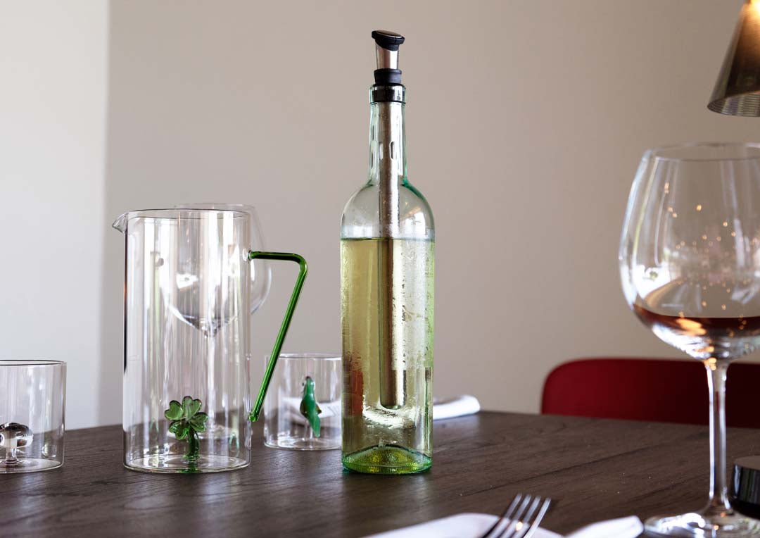 Stick raffredda vino con tappo ermetico e beccuccio versatore in Acciaio inox | WD Lifestyle