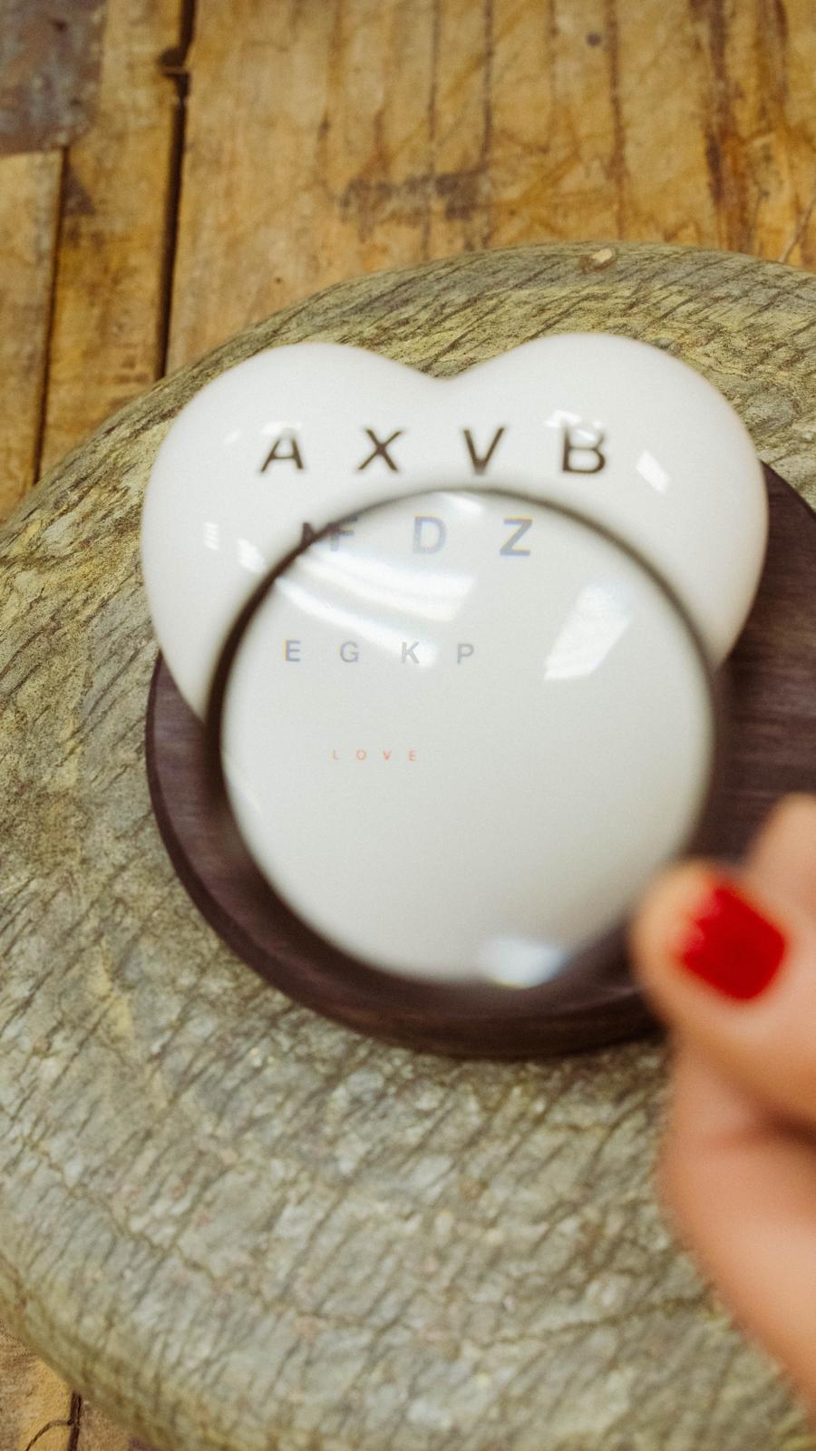 Cuore in ceramica "Vision Test"